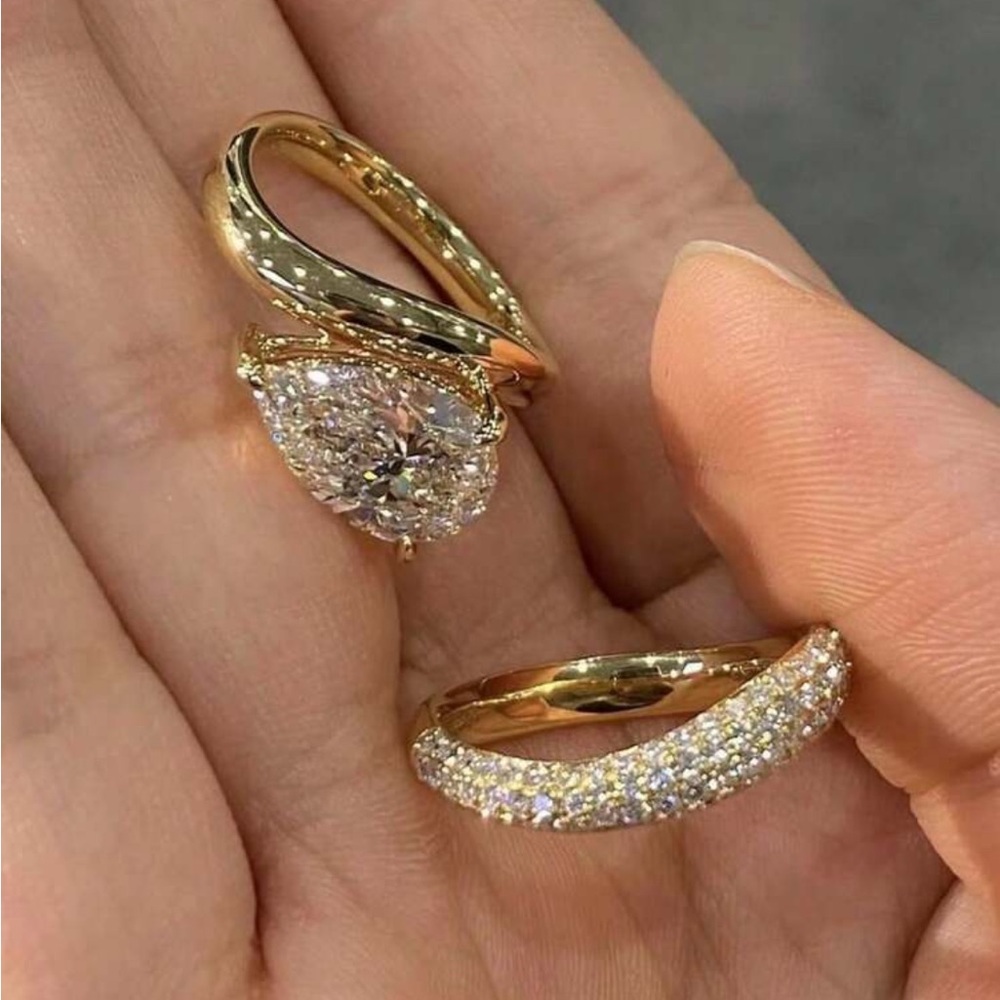 NWT | Gold ring set - Picture 2 of 4